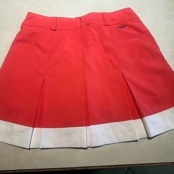 PUMA Barbie Hot PINK & White Mini Skort. SZ 4 Pleated Invisible Zip 2 Pockets - Picture 4 of 16